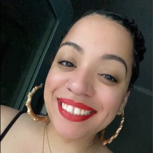 Meet your Posher, Sydney